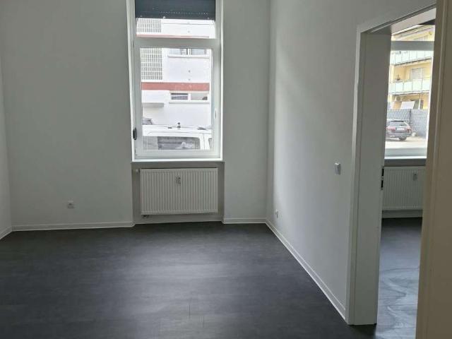 Wohnen mit Charakter: 3 Zimmer Wohnung in Ludwigshafen Mundenheim