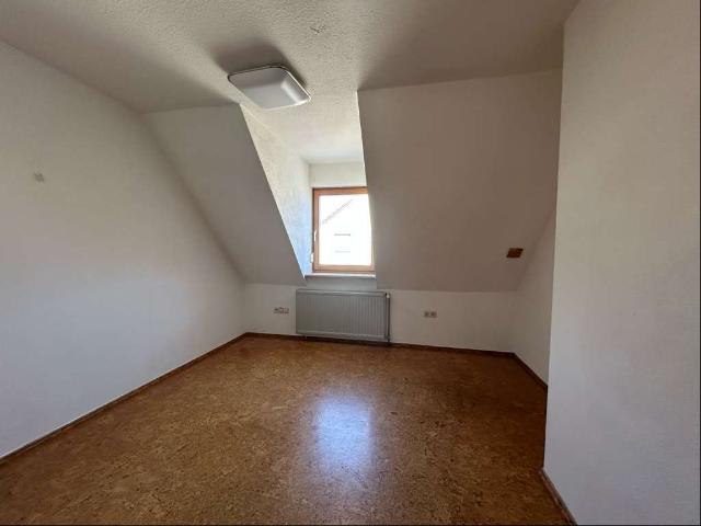 Wohnen mit Charakter: 3 Zimmer Wohnung in Lehrberg