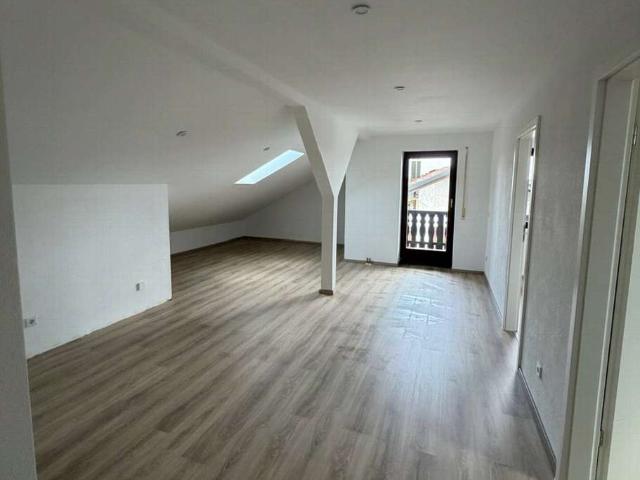 Wohnen mit Charakter: 3 Zimmer Wohnung in Stammham