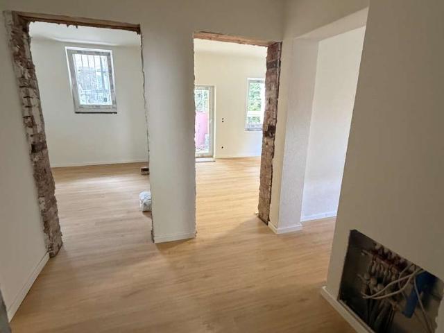 Wohnen mit Charakter: 3 Zimmer Wohnung in Stuttgart Ost