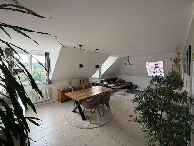 Wohnen mit Charakter: 3 Zimmer Altbau in Esslingen