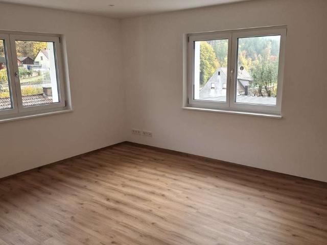 Wohnen mit Charakter: 3,5 Zimmer Wohnung in Weigendorf