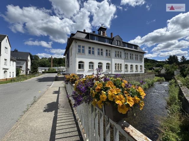 Wohnen mit Charakter – wunderschöne Dachgeschosswohnung in zentraler Lage von Pöhla