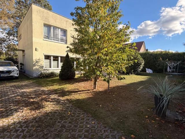 Wohnen mit Charakter: Einfamilienhaus in Bohnsdorf
