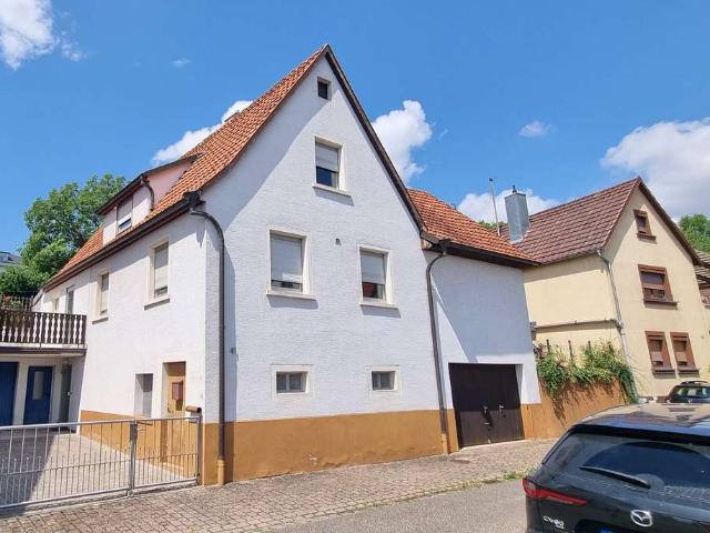 Wohnen mit Charakter: Einfamilienhaus in Kraichtal