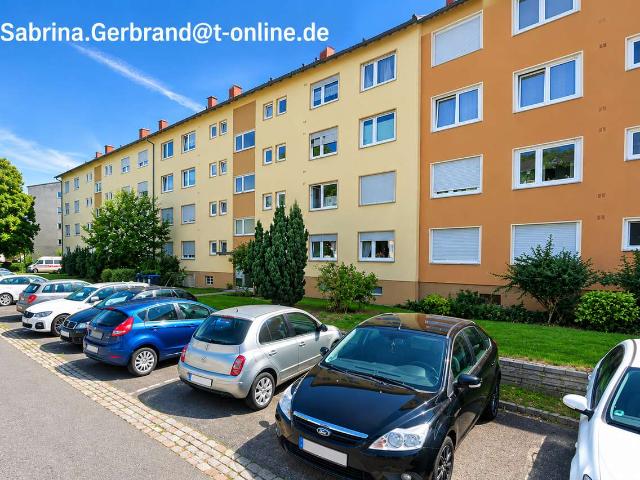 Wohnen mit Charakter: Gepflegte 2 Zimmer Wohnung in Landau
