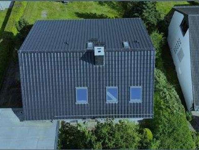 Wohnen mit Charakter: Geräumiges Einfamilienhaus in Usingen Michelbach