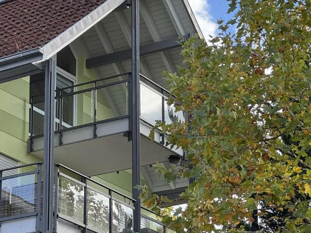 Wohnen mit Charakter: Große, sonnige 1 Zi. DG Wohnung mit Fernblick in Nagold