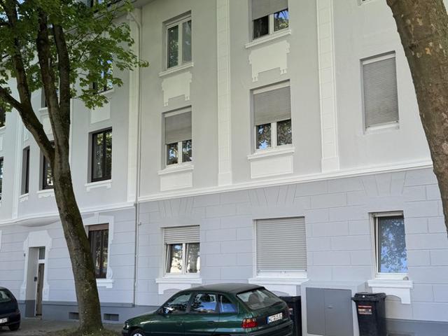 Wohnen mit Charakter: Großzügige 4 Zimmer Wohnung in Bochum