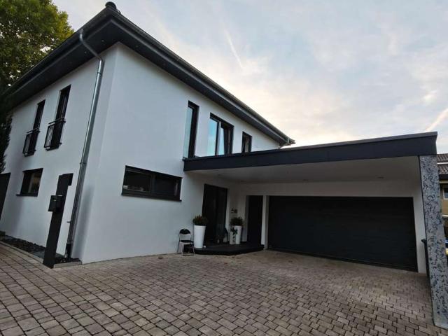 Wohnen mit Charakter: Großzügiges Haus in Weinsberg