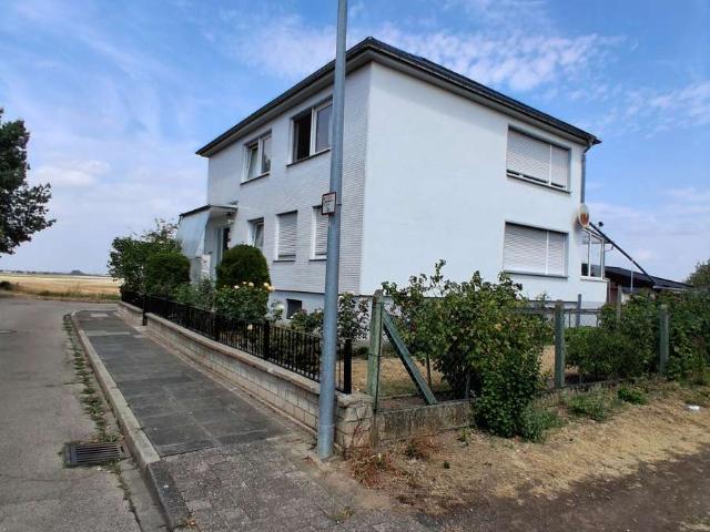 Wohnen mit Charakter: Großzügiges Haus in Swisttal