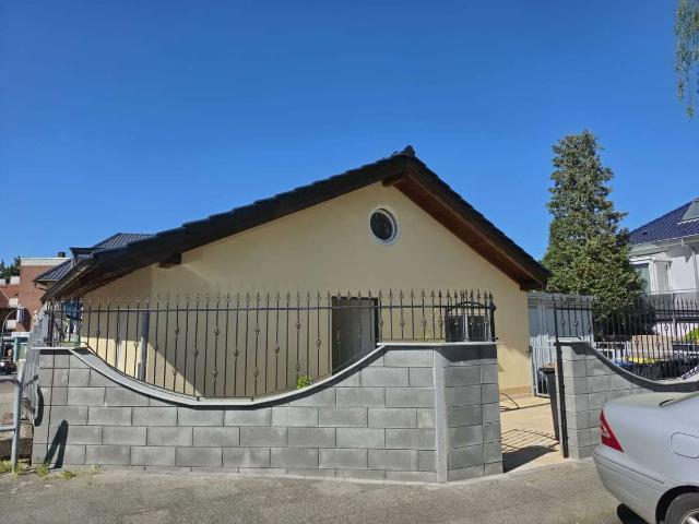 Wohnen mit Charakter: Haus in Köln Urbach
