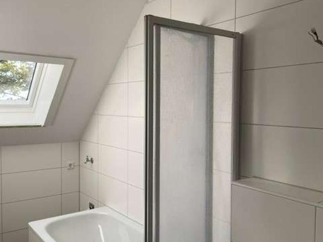 Wohnen mit Charakter: Modernisierte 2 Zimmer Wohnung in Wuppertal