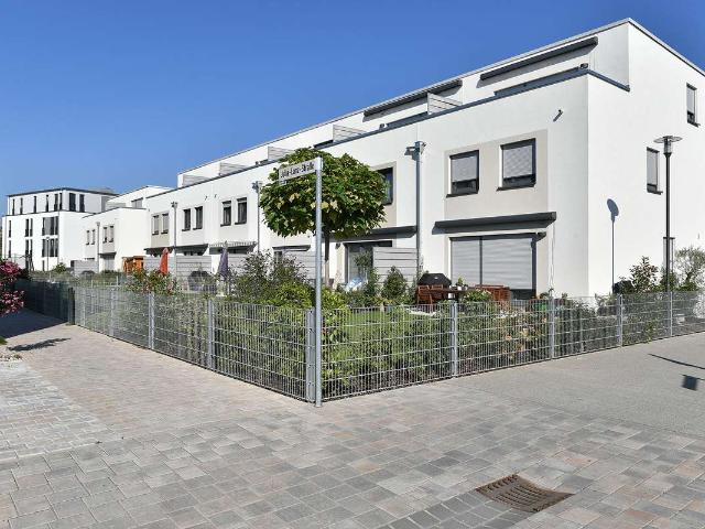 Wohnen mit Charakter: Reihenmittelhaus in Brühl in Lanz Schütte Park, Provisionsfrei