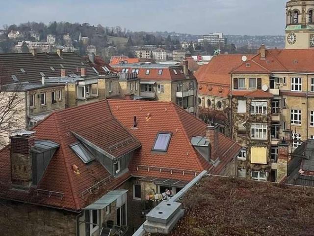 Wohnen mit Charakter: Saniertes Altbaujuwel in Stuttgart Süd