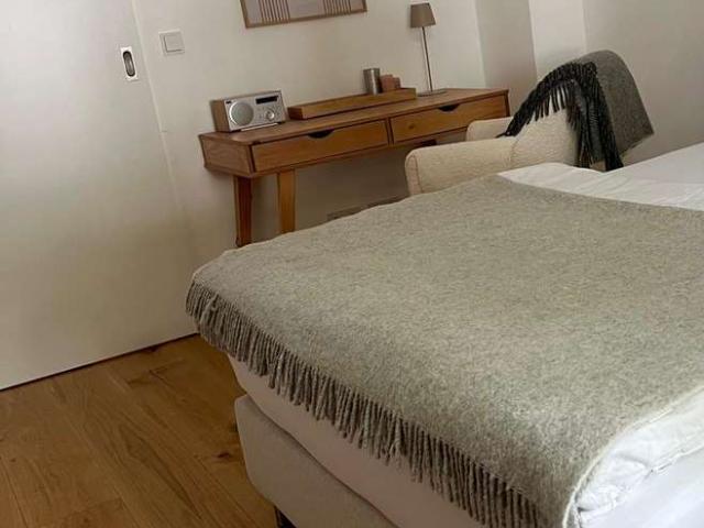 Wohnen mit Charakter: Studio Apartment in Bilk