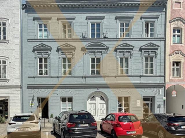 Wohnen mit Charme – Dachgeschosswohnung mit Lift im Herzen von Wels!