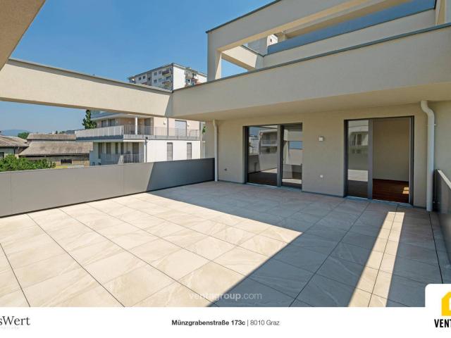 Wohnen mit Extra Komfort: Große Terrasse & Klimaanlage inklusive!