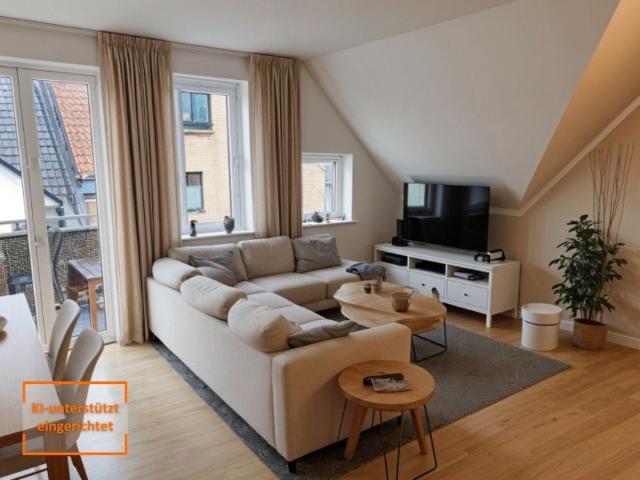 Wohnen wie im Neubau! Komplett renovierte 3 ZKB Wohnung mit Dachterrasse