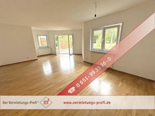 Wohnen mit Garten: 3 Zimmer Wohnung mit Terrasse in Sirzenich
