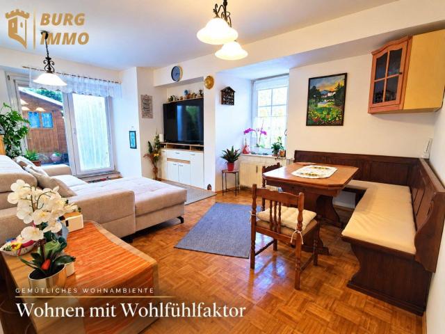 Wohnen mit Garten & Bergblick – charmante 3 Zimmer Wohnung mit Parkplatz in Puchberg