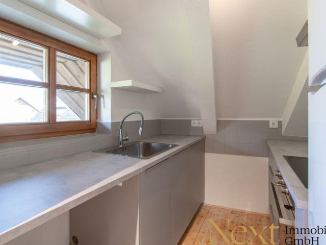 Wohnen mit Geschichte charmante Altbau Dachgeschosswohnung in Wels – Top 6 stilvoll wohnen auf ca. 70 m²