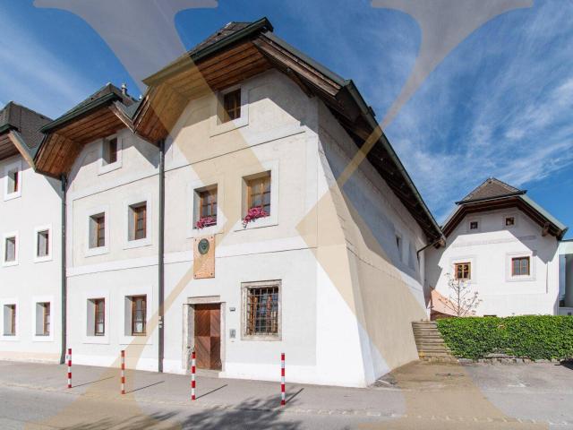 Wohnen mit Geschichte charmante Altbau Dachgeschosswohnung in Wels – Top 6 stilvoll wohnen auf ca. 70 m²