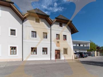 Wohnen mit Geschichte charmante Altbauwohnung in Wels – Top 4 stilvoll wohnen auf ca. 75 m²