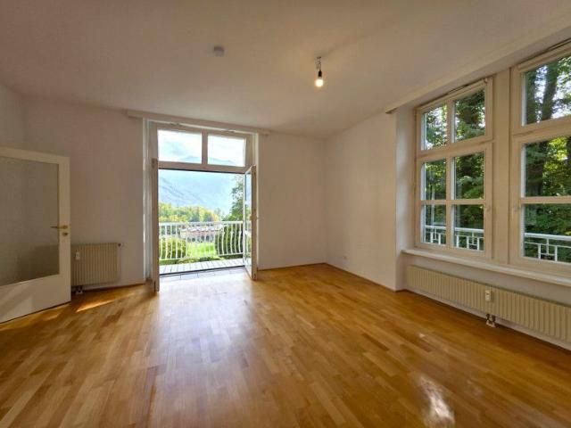 Wohnen mit Geschichte und Seeblick – einzigartige Mietwohnung in herrschaftlicher Villa