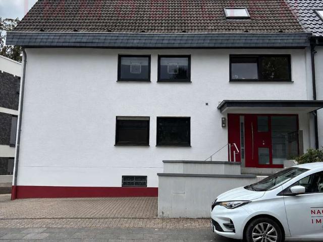 Wohnen mit Komfort und Lebensqualität im Herzen von Refrath
