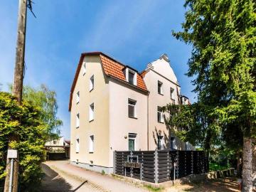 Wohnen mit Komfort: vermietete großzügige 4 Raumwohnung mit Morgenlicht Balkon
