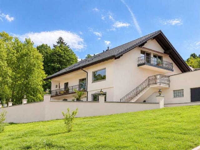 Wohnen mit Panorama Blick, großzügigem Raumangebot und vielseitigen Nutzungsmöglichkeiten