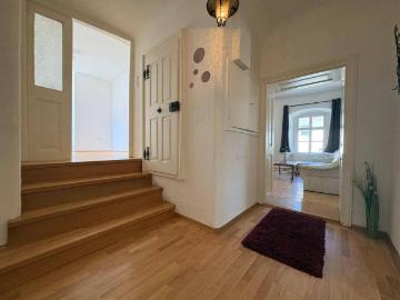 Wohnen mit Platz & Charakter – großzügige Wohnung mit 4 Schlafzimmern im Herzen von Mistelbach