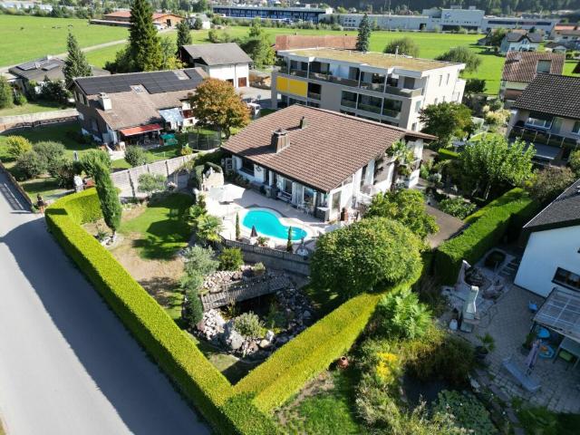 Wohnen mit privatem Pool und traumhaftem Garten besonderes Einfamilienhaus mit Charme