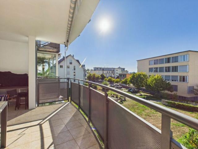 Wohnen mit Ruhe und Komfort 3.5 Zimmer mit sonnigem Balkon
