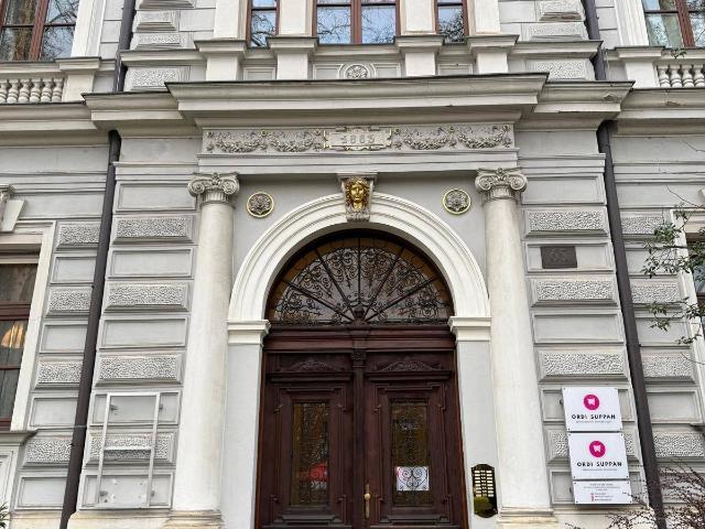 Wohnen mit Stil – großzügige Stadtwohnung in Bestlage