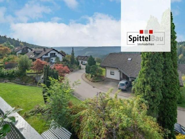 Wohnen mit Schwarzwaldblick gepflegte 2,5 Zimmer Wohnung mit Terrasse
