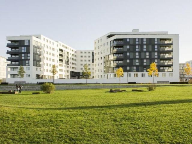 Wohnen mit Seeblick 4,5 Zimmer Wohnung im Erdgeschoss mit Balkon und Terrasse