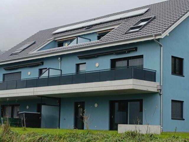 Hochwertige 3.5 Zimmerwohnung mit Weitsicht auf die Alpen