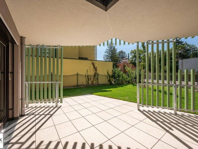 Wohnen mit viel Platz: 4 Zimmer, zwei Terrassen und großer Garten Erstbezug im Rondelle XIV Top 2