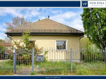 Wohnen mit viel Platz, Einfamilienhaus mit zusätzlicher Ebene und Gartenparadies