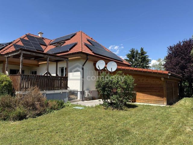 Wohnen mit Weitblick – gepflegtes Einfamilienhaus mit Wellnessbereich, Photovoltaik und 1.268 m² Grundstück