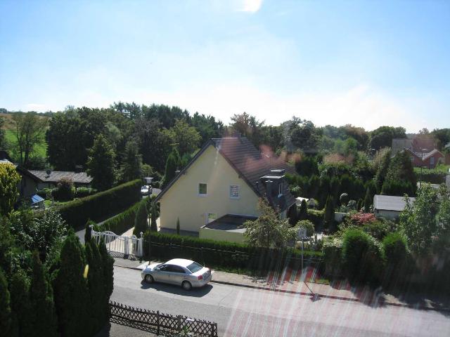 Wohnen mit Weitblick: Geräumige 2 Zimmer Dachgeschosswohnung in Heiligenhaus Isenbügel