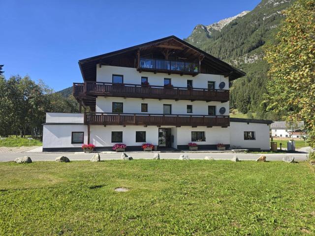 Wohnen mit Weitblick – großzügige 3 Zimmer Wohnung mit umlaufendem Balkon & viel Platz Einziehen, ankommen und wohlfühlen