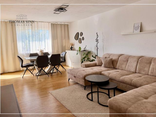 Wohnen mit Weitblick Helle 3 Zimmerwohnung im 3. OG DG mit Einzelgarage sofort frei
