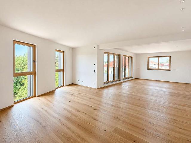 Wohnen mit Weitblick – Hochwertige Dachgeschosswohnung mit großzügiger Sonnenterrasse in Babenhausen