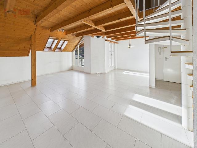 Wohnen mit Weitblick Maisonette mit Galerie u. grosszügigem Raumgefühl