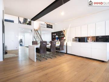 Wohnen mit Weite Galeriewohnung mit Dachterrasse, großzügigem Wohnbereich und beeindruckender Raumhöhe nahe Attersee