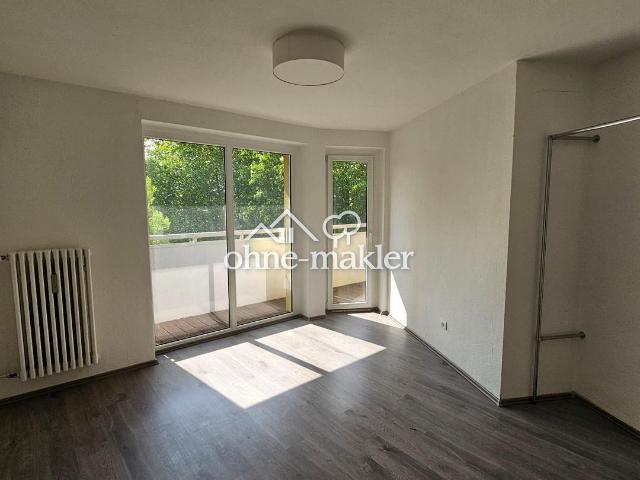 Wohnen mit Wohlfühlfaktor: Lichtdurchflutete 2 Zimmer Oase mit großzügigem Balkon