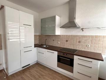 Wohnen mit Wohlfühlfaktor – 3 Raum Schmuckstück mit moderner Küche in zentraler Lage